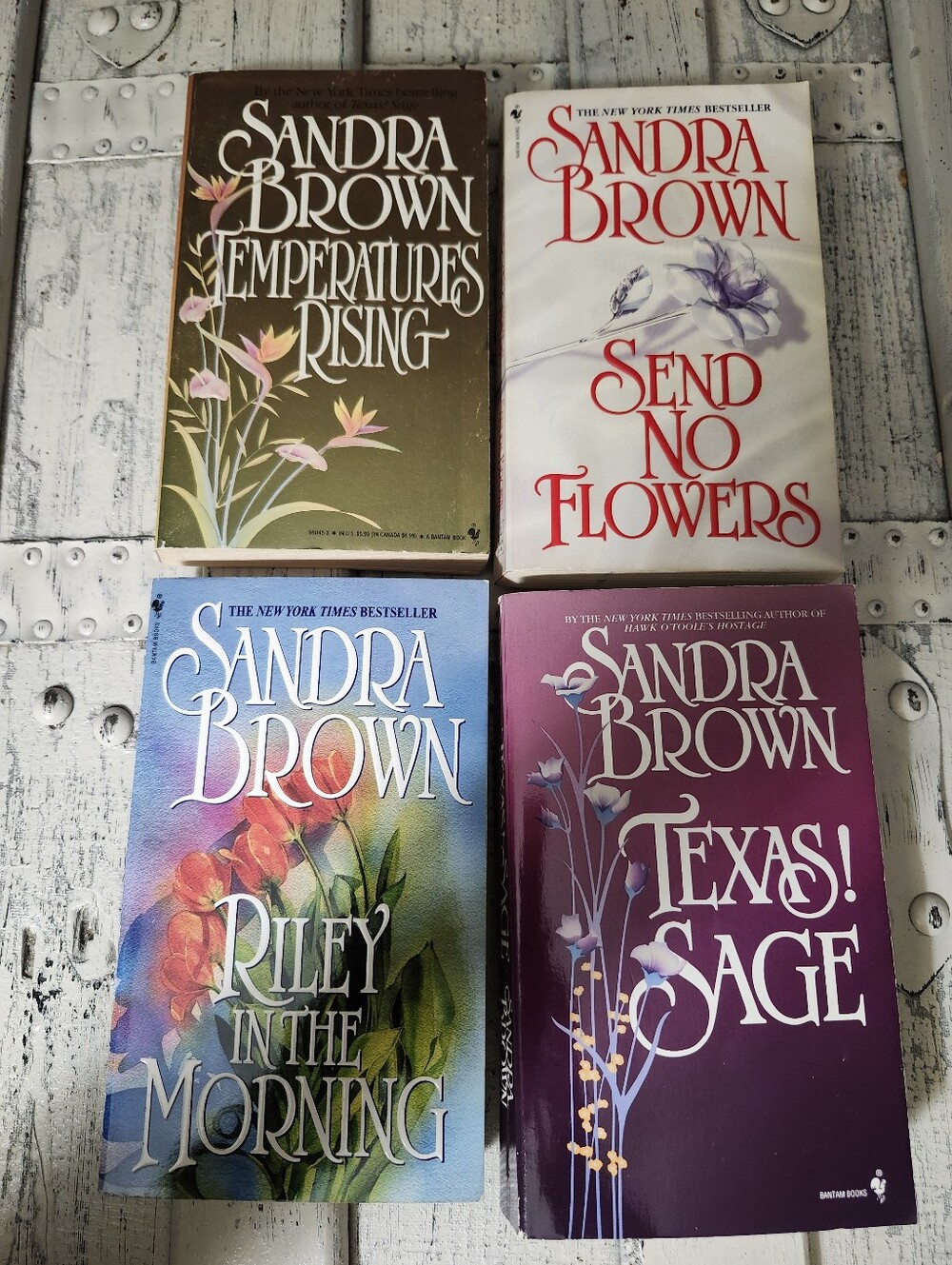 Sandra Brown Romance Paperback Books(4)